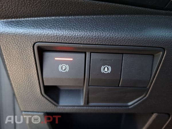 Renault Espace 1.2 E-Tech full hybrid 200cv iconic