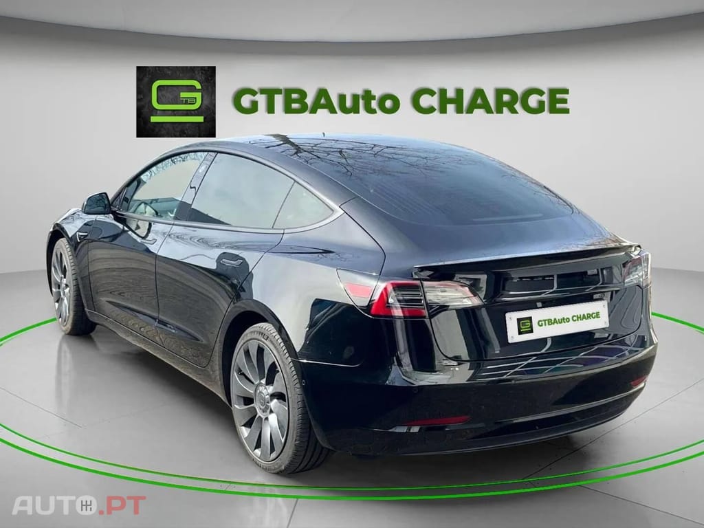 Tesla Model 3 LongRange AWD Performance