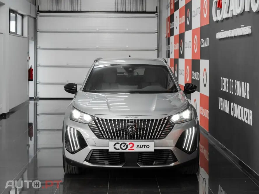 Peugeot 2008 1.2 PureTech Allure Pack