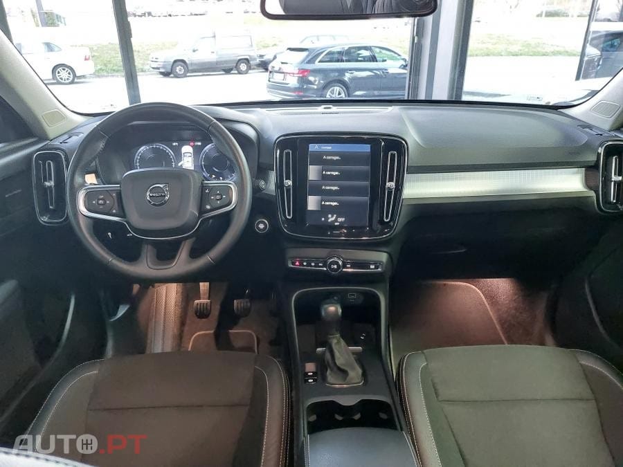 Volvo XC40 2.0 D3 Momentum
