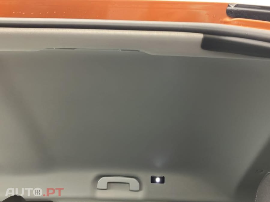 Peugeot 2008 1.5 BlueHDi Allure Pack