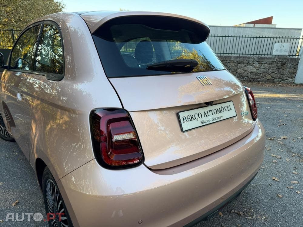 Fiat 500e 42kWh C la Prima (by Bocelli)