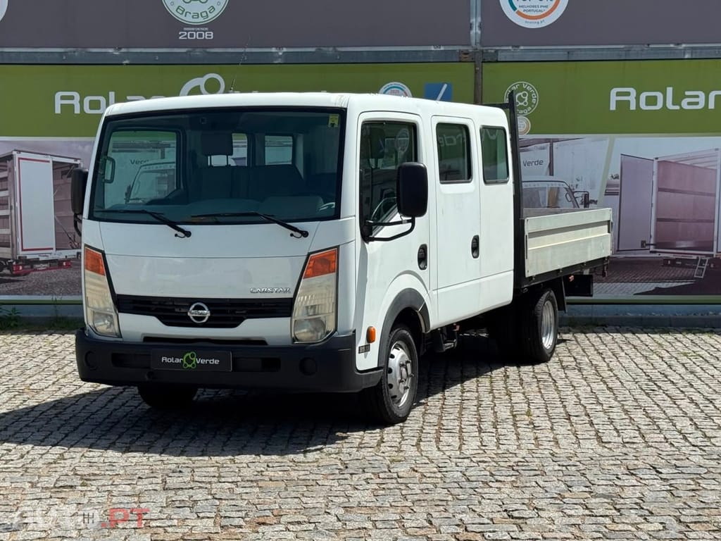 Nissan Cabstar 9 LUGARES + CAIXA ABERTA