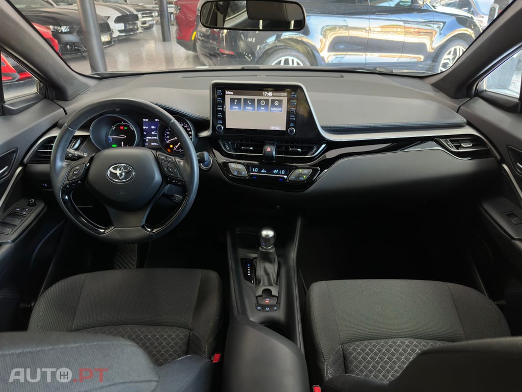 Toyota C-HR 1.8 HSD Comfort+P.Style