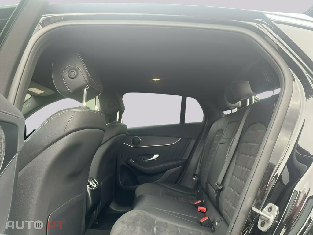 Mercedes-Benz GLC 300 de 4M AMG I.V.A DEDUTÍVEL