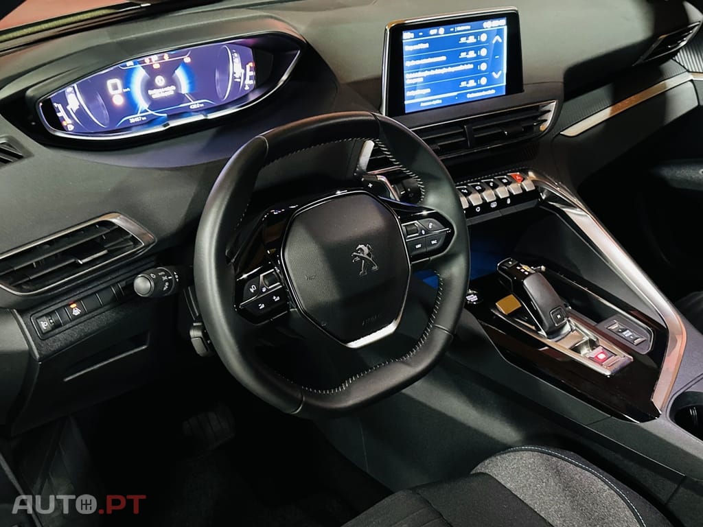 Peugeot 3008 1.2 PureTech Allure EAT8