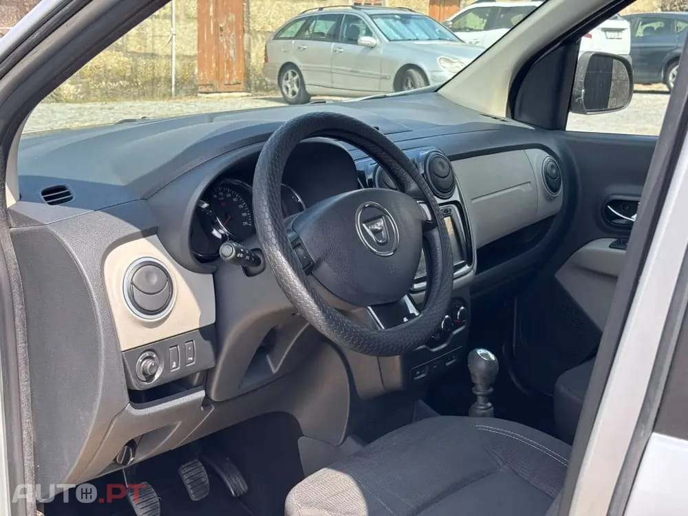 Dacia Lodgy 1.5 dCi Confort 7L
