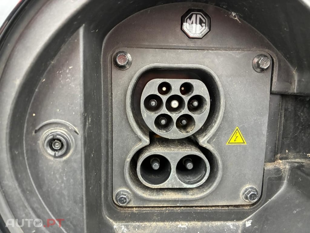 MG Marvel R EV Luxury 2WD