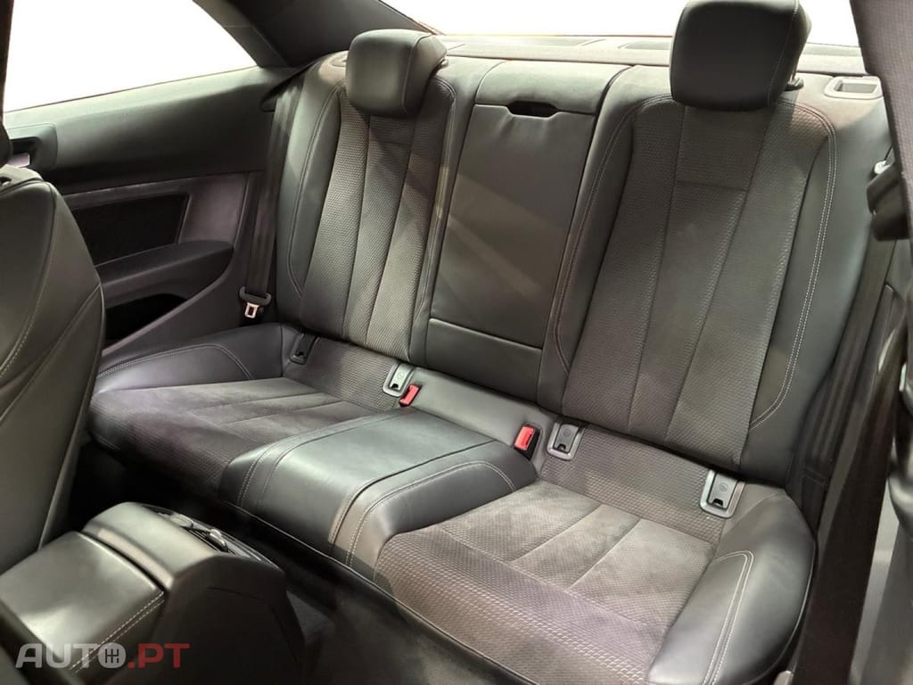 Audi A5 2.0 TDi tronic S-line