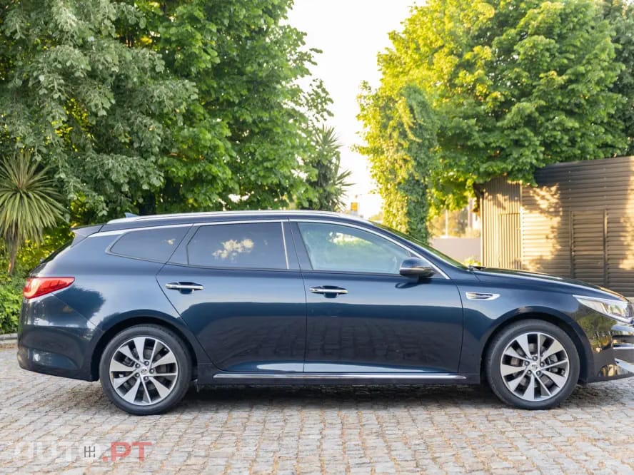Kia Optima 1.7 CRDi Fleet