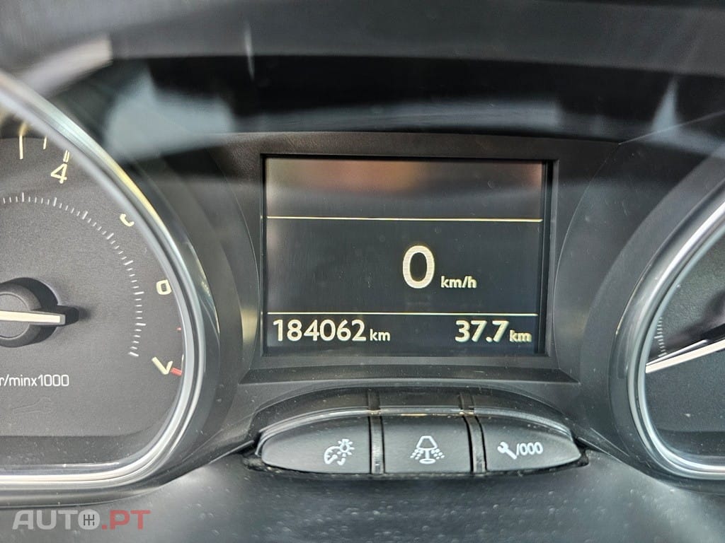 Peugeot 2008 1.2 PureTech Allure