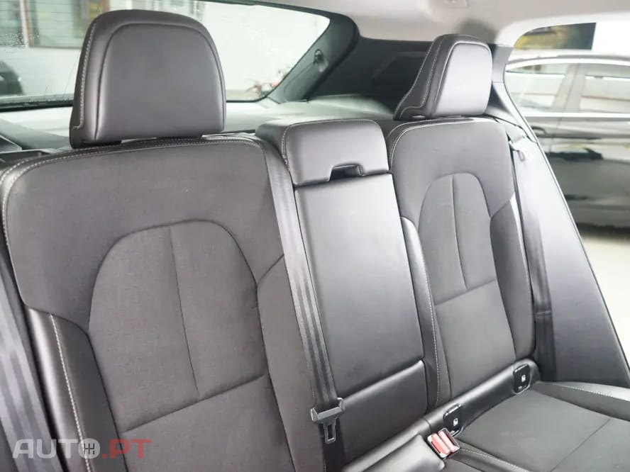 Volvo XC40 2.0 D3 Momentum