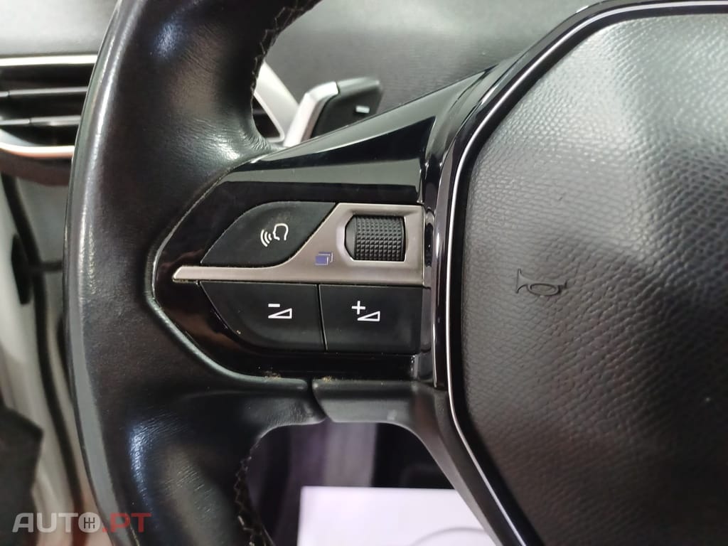 Peugeot 3008 1.6 BlueHDi Allure EAT6
