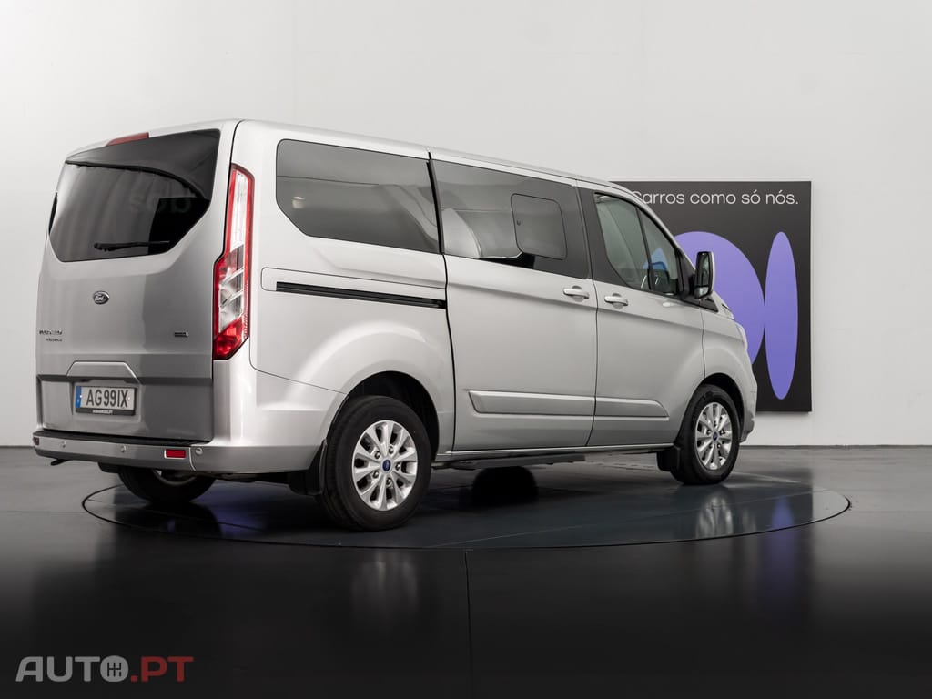 Ford Tourneo 1.0 EcoBoost Titanium PHEV