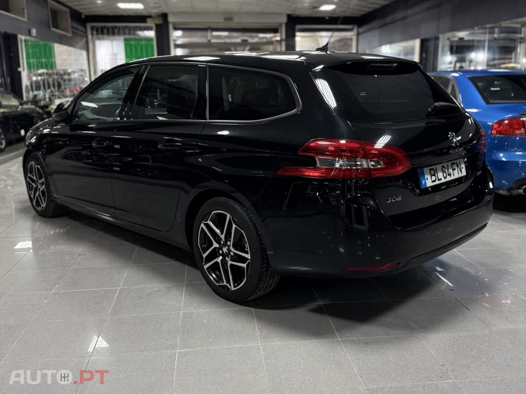 Peugeot 308 1.6 BlueHDi Allure J17