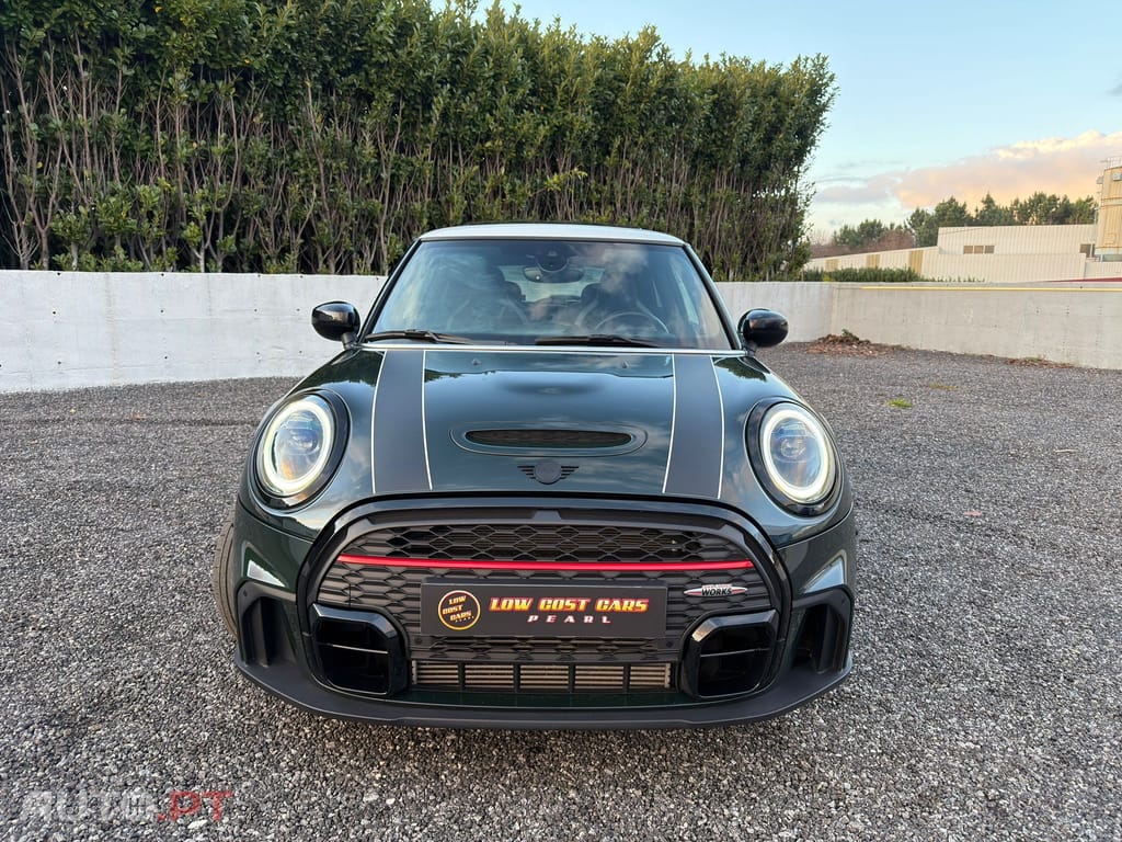 MINI John Cooper Works Premium JCW Plus Auto
