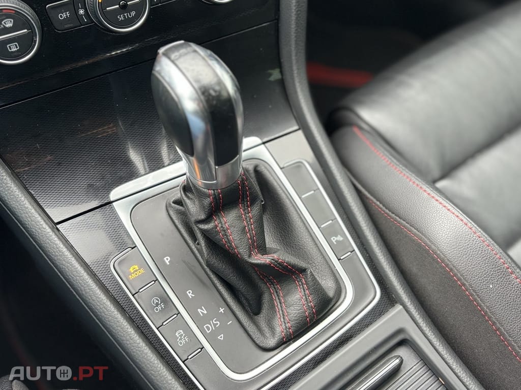 Volkswagen Golf 2.0 GTi DSG