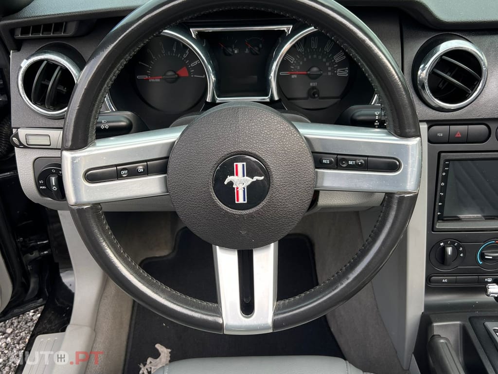 Ford Mustang CABRIO
