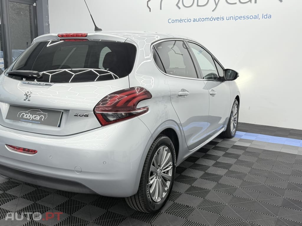 Peugeot 208 1.2 PureTech Allure