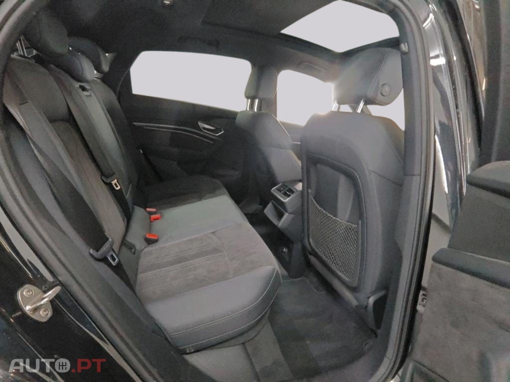 Audi E-Tron 50 Business