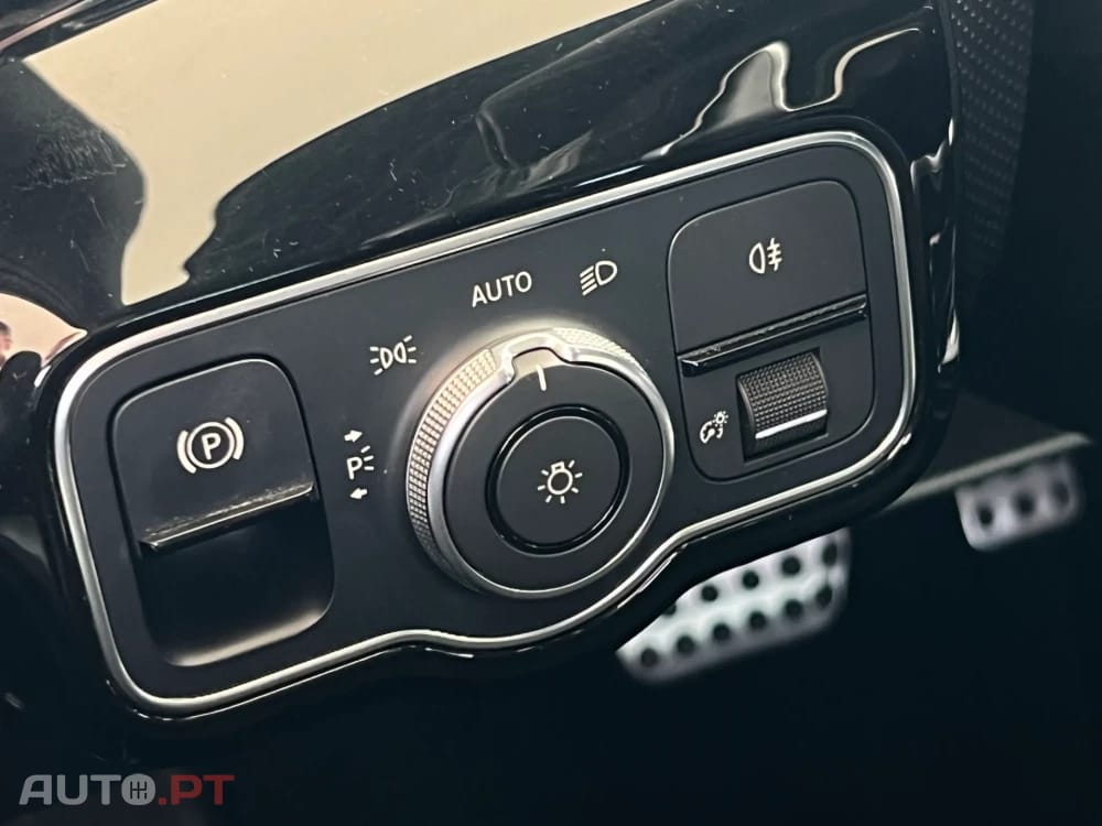 Mercedes-Benz A 180 d AMG Line Aut.