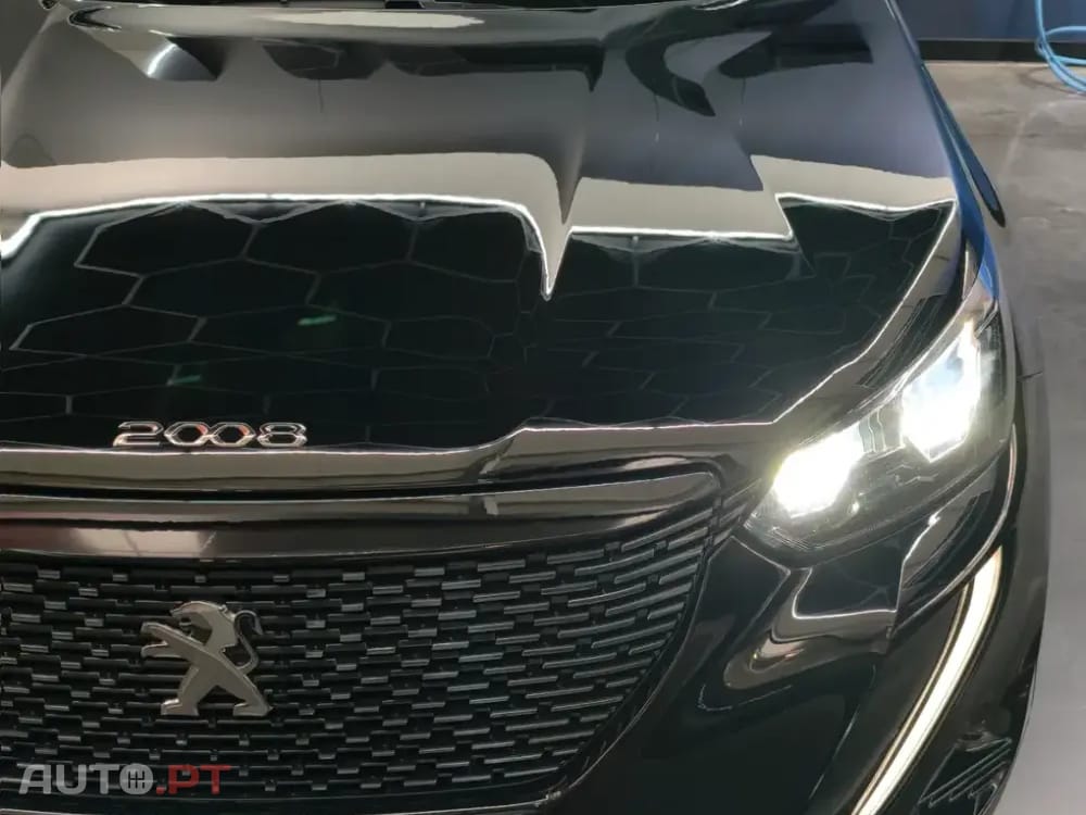 Peugeot 2008 1.5 BlueHDi Allure Pack EAT8