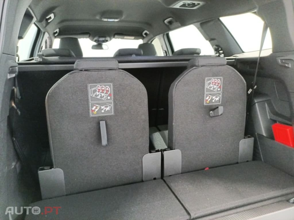 Peugeot 5008 PureTech 130 EAT8 Stop & Start Active