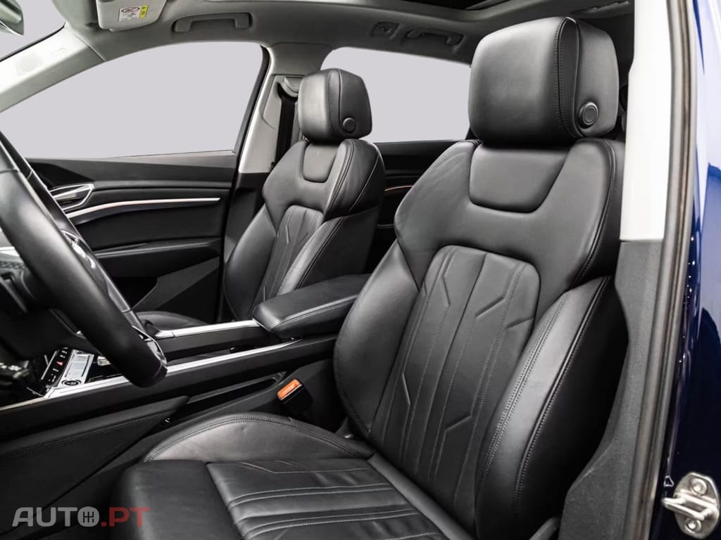 Audi E-Tron 55 S LINE BLACK I.V.A DEDUTIVEL 