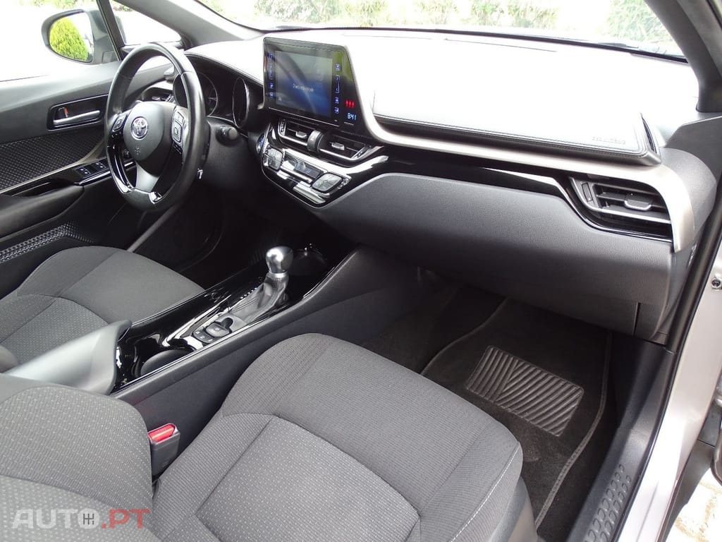 Toyota C-HR 1.8 HSD Comfort+P.Style