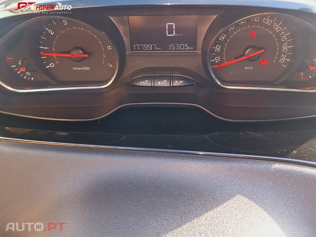 Peugeot 208 1.2 VTi Active