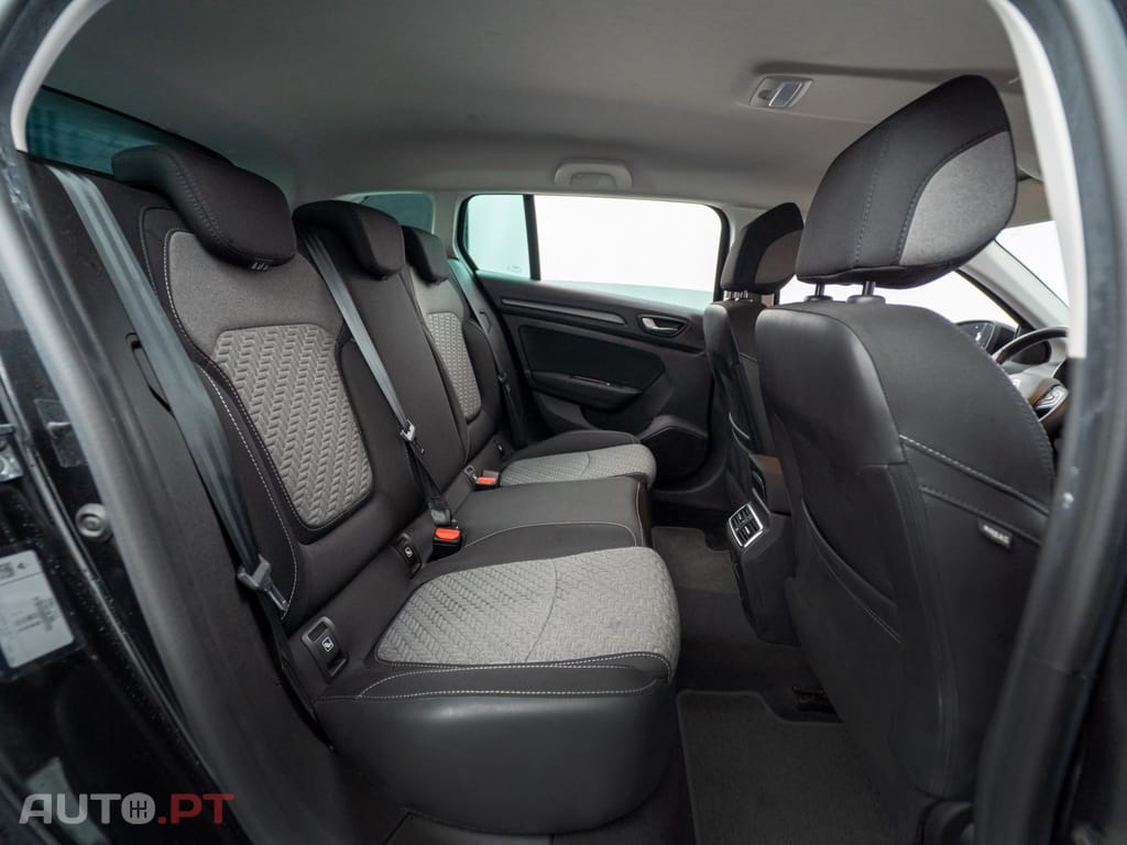 Renault Mégane Sport Tourer 1.6 E-Tech Plug-In Limited