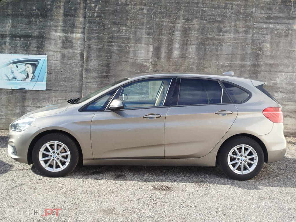 BMW 216 d Luxury Line