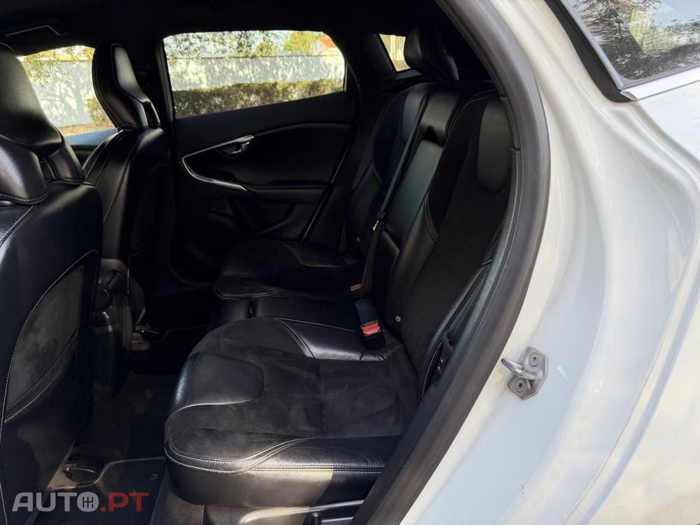 Volvo V40 1.6 D2 Eco R-Design