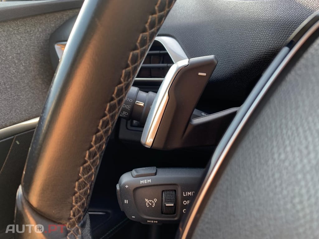 Peugeot 3008 1.5 BlueHDi Allure EAT8