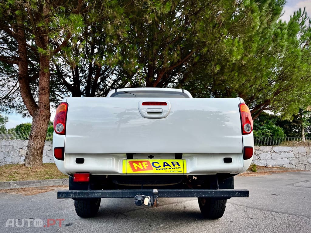 Mitsubishi L200 DI-D  4x4