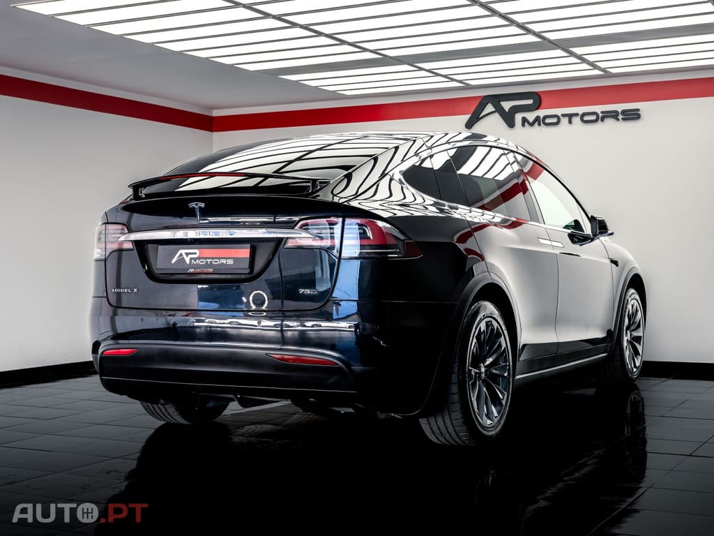 Tesla Model X 75