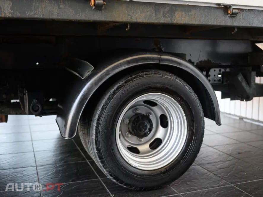 Mitsubishi Canter 3C13 c/ bascula