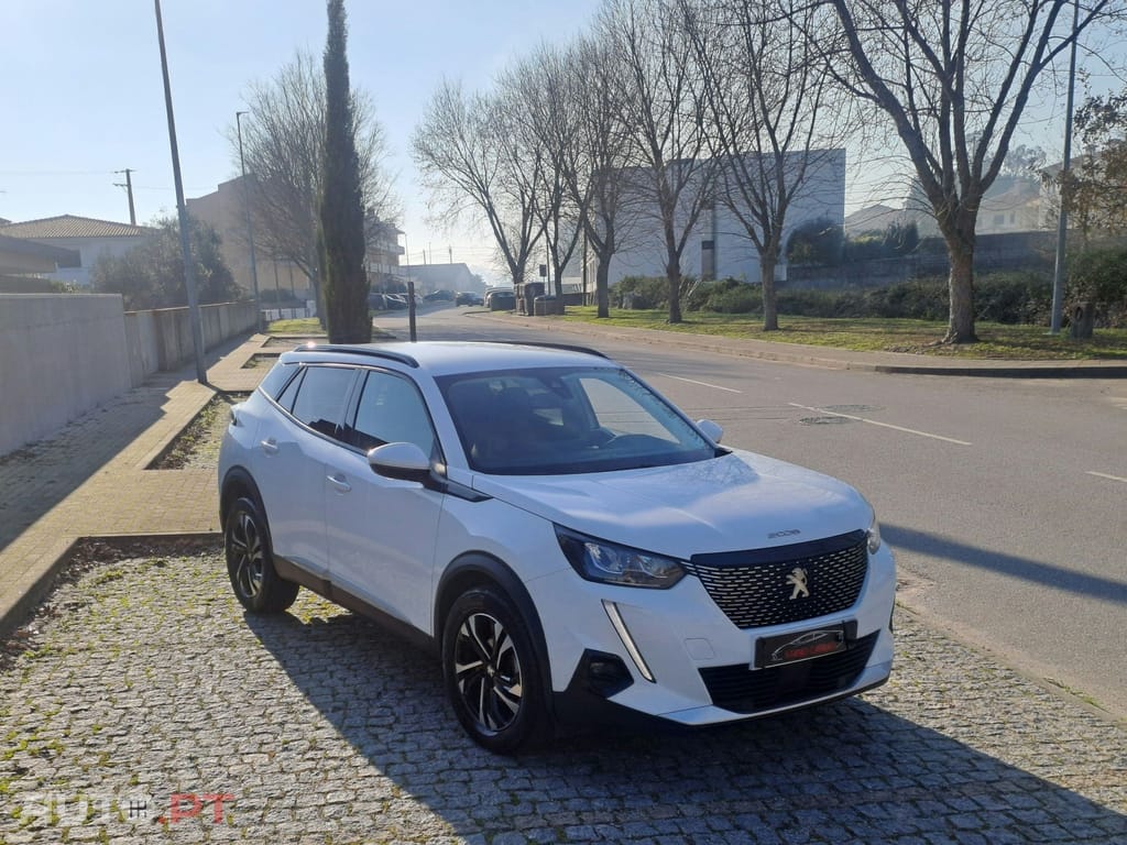 Peugeot 2008 1.5 HDI ALLURE 110 CV