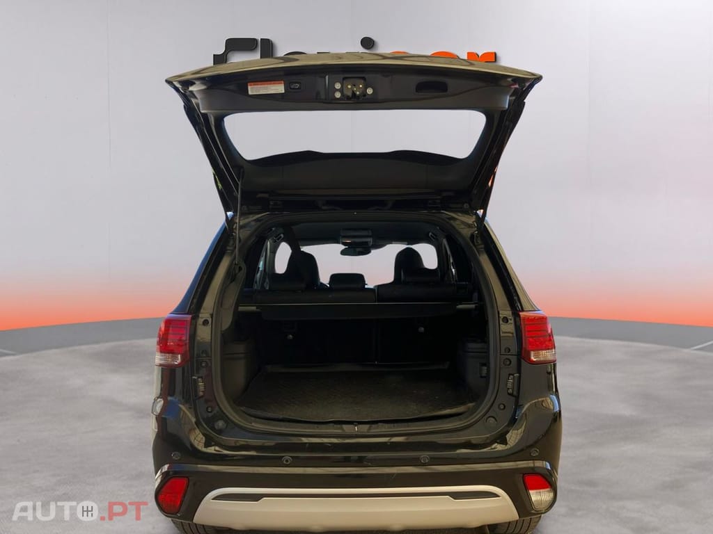 Mitsubishi Outlander 2.4 Instyle