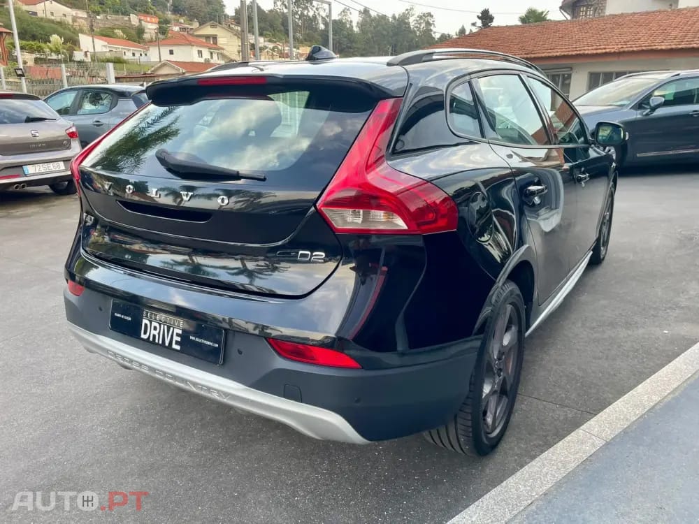 Volvo V40 Cross Country 2.0 D2 Momentum