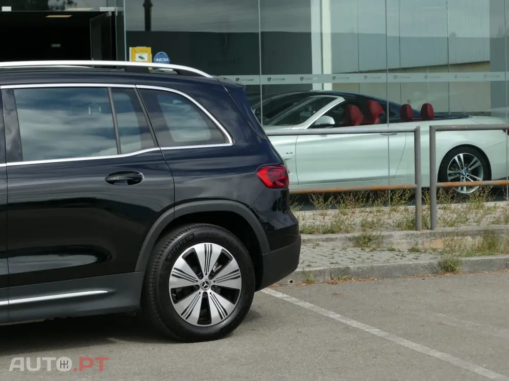 Mercedes-Benz EQB 300 4Matic Progressive