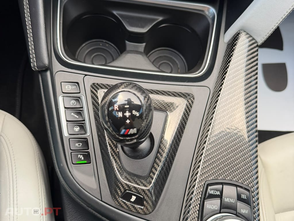 BMW M4 Auto