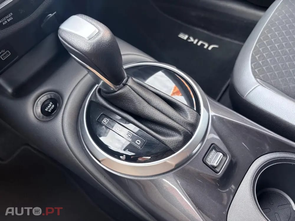 Nissan Juke 1.6 Hybrid N-Connecta