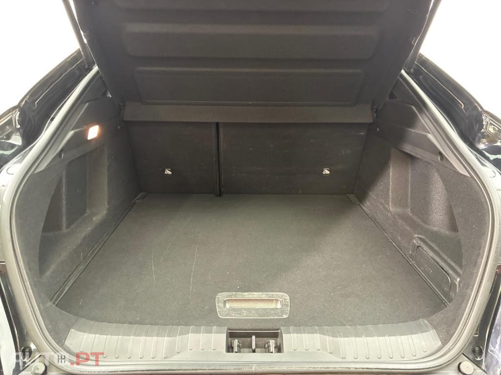 Renault Arkana E-Tech R.S. Line