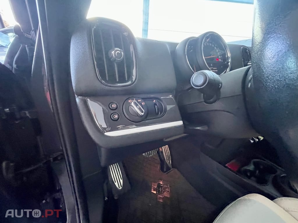 MINI Countryman Cooper SE ALL4 Auto