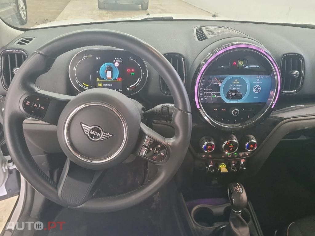 MINI Countryman Cooper SE Premium Essential Auto