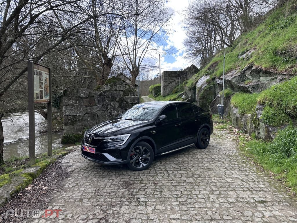 Renault Arkana 1.6 E-Tech R.S.Line