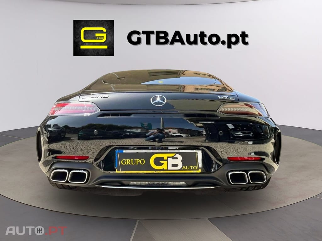 Mercedes-Benz AMG GT Coupe  V8 
