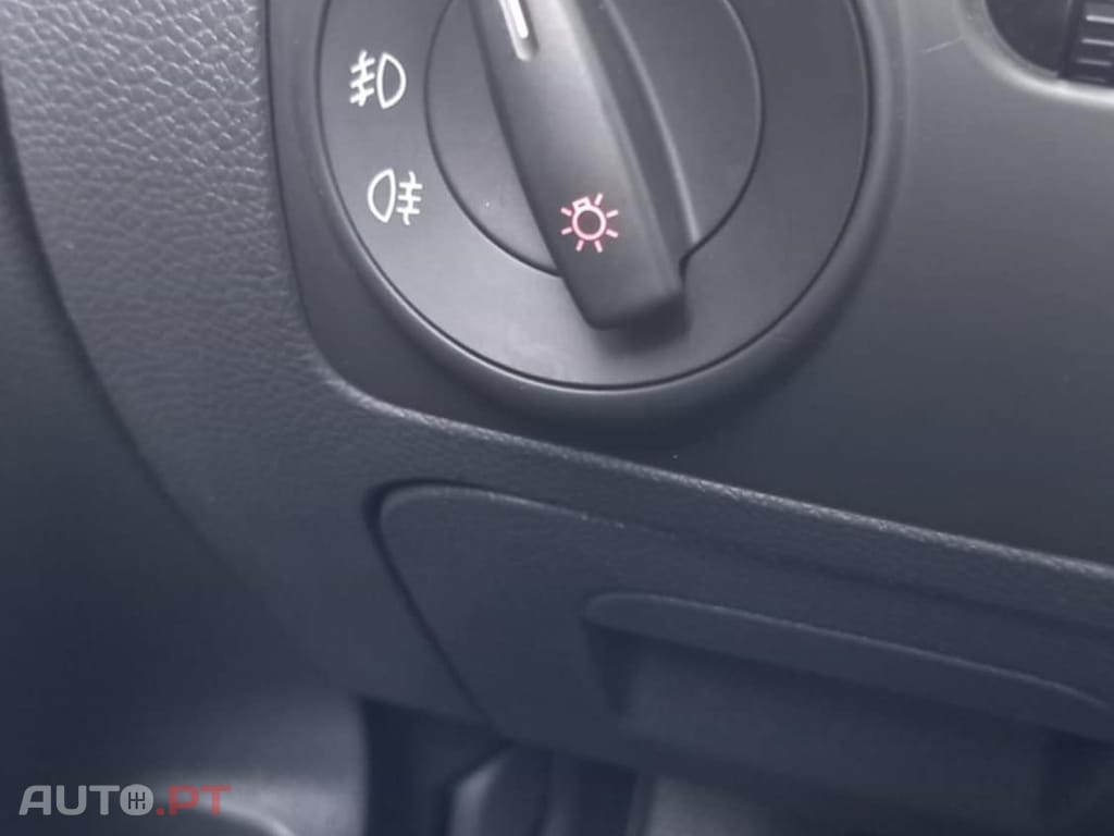 Volkswagen Golf V 1.9TDI 105cv 6vel AC