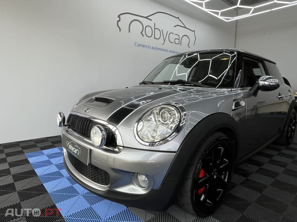 MINI Cooper Cooper S